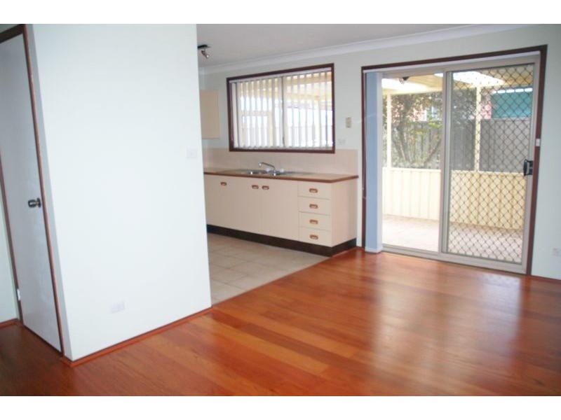 3 Dolphin Close, Claremont Meadows NSW 2747