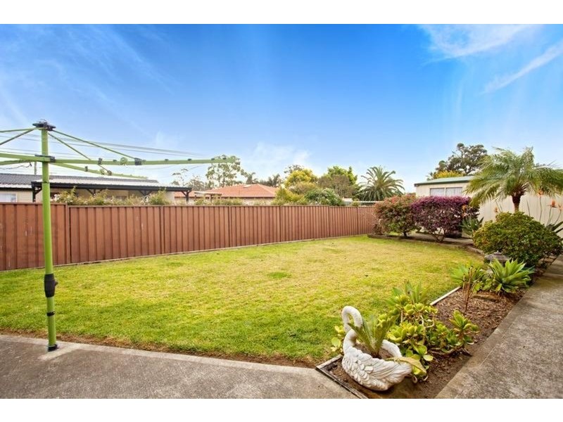 5 Yarrabee Place, Colyton NSW 2760