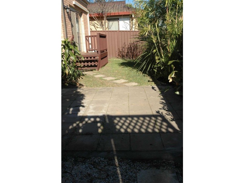 2a Blackwell Drive, St Clair NSW 2759