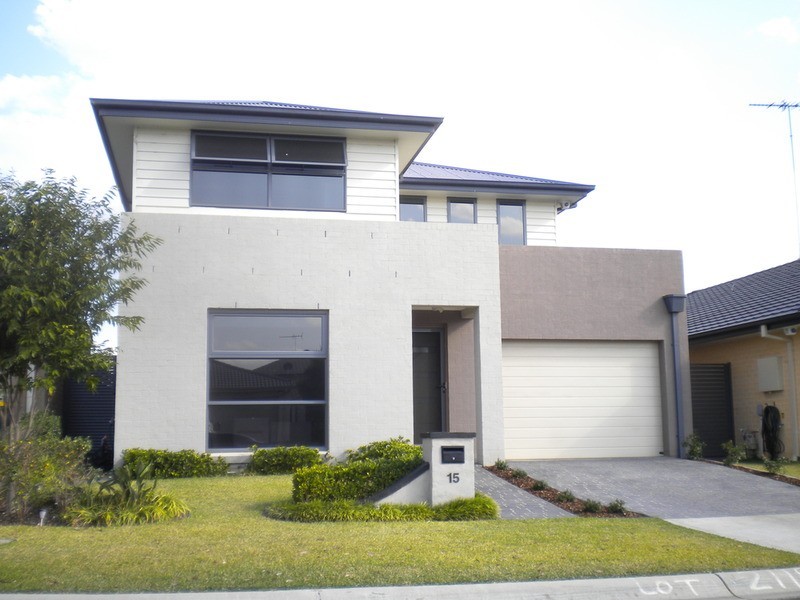 15 Voller Street, Ropes Crossing NSW 2760