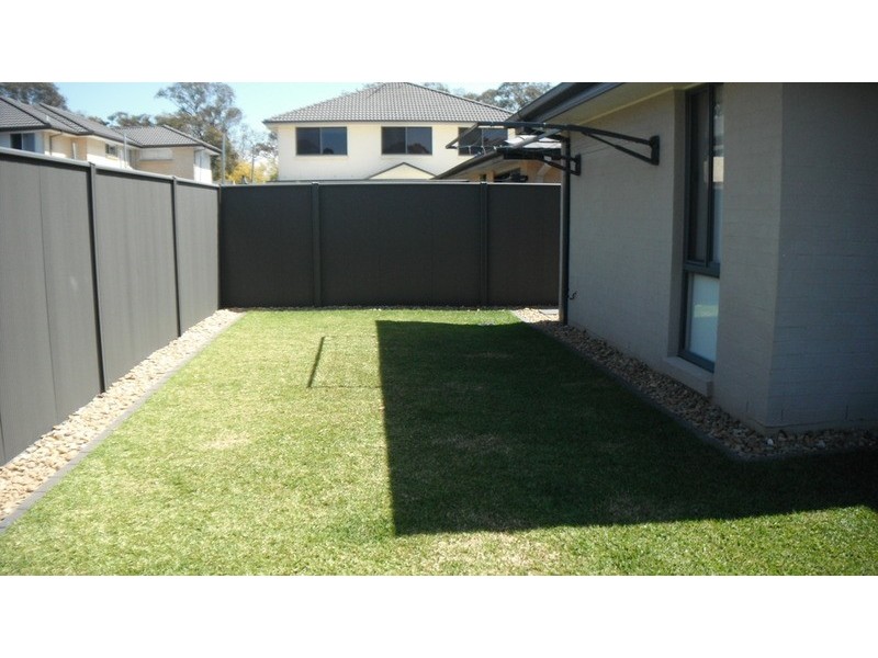 15 Voller Street, Ropes Crossing NSW 2760