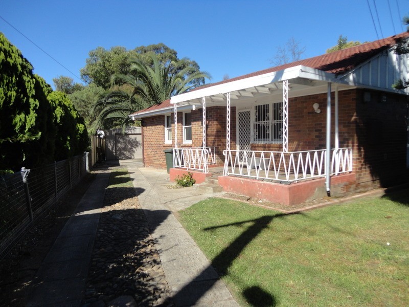 8 Brennan Place, Blackett NSW 2770