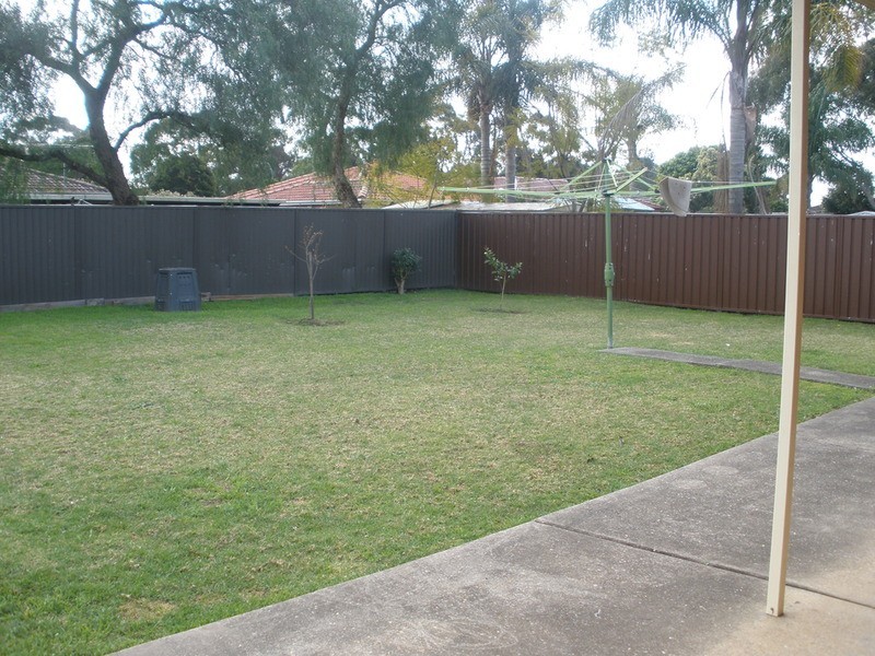 45 Melville Road, St Clair NSW 2759