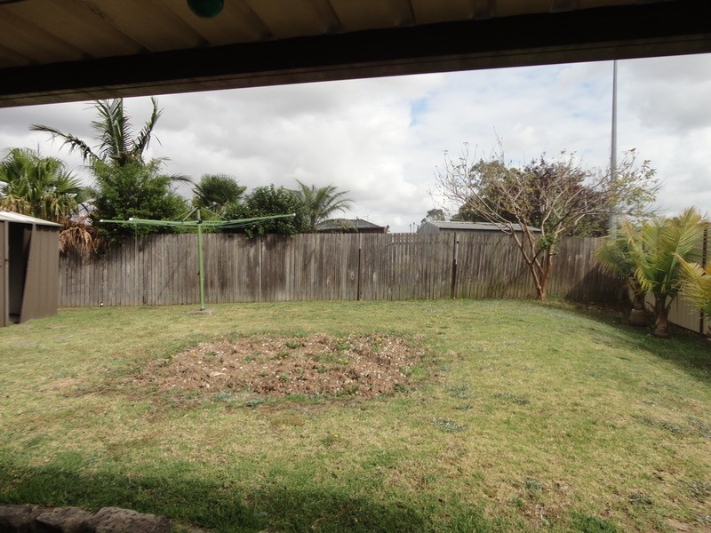 2 Hyatts Road, Oakhurst NSW 2761