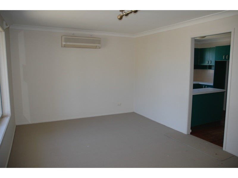16 Danube Place, St Clair NSW 2759