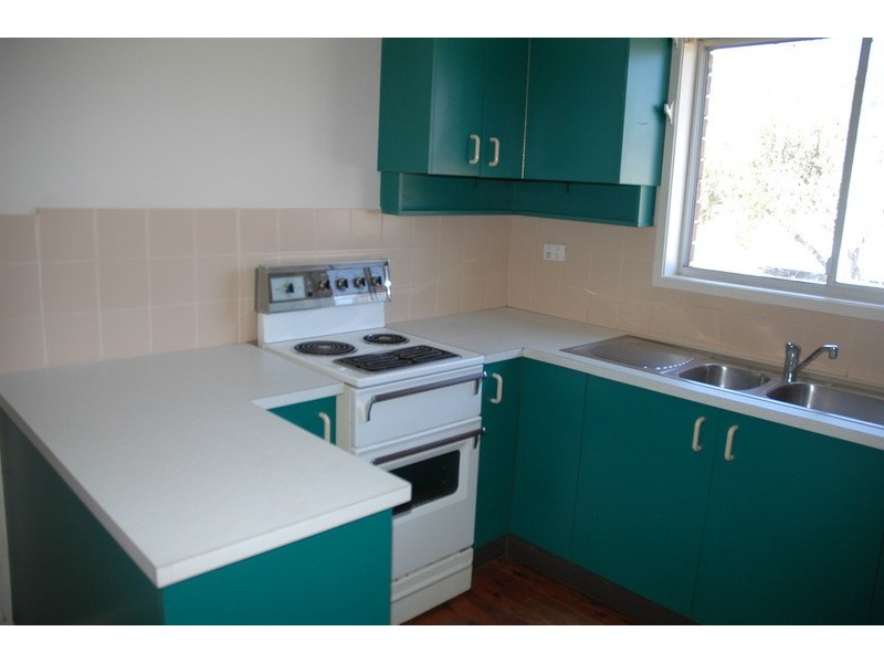 16 Danube Place, St Clair NSW 2759