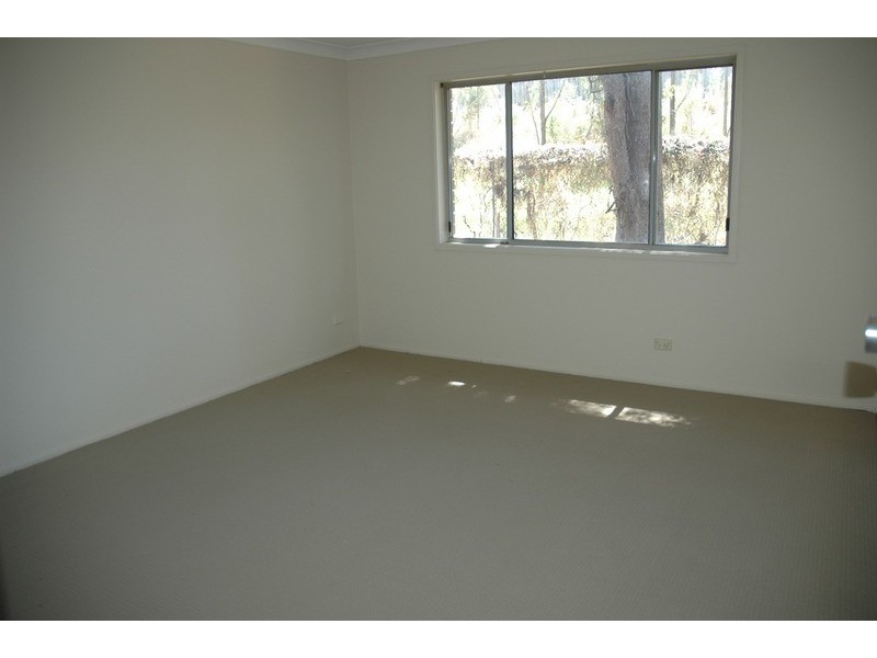 16 Danube Place, St Clair NSW 2759