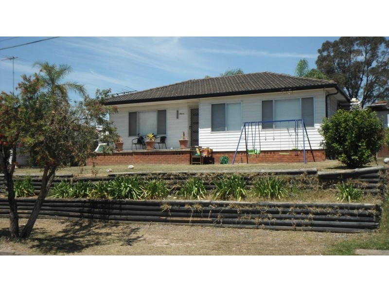 11 Valma Place, Colyton NSW 2760