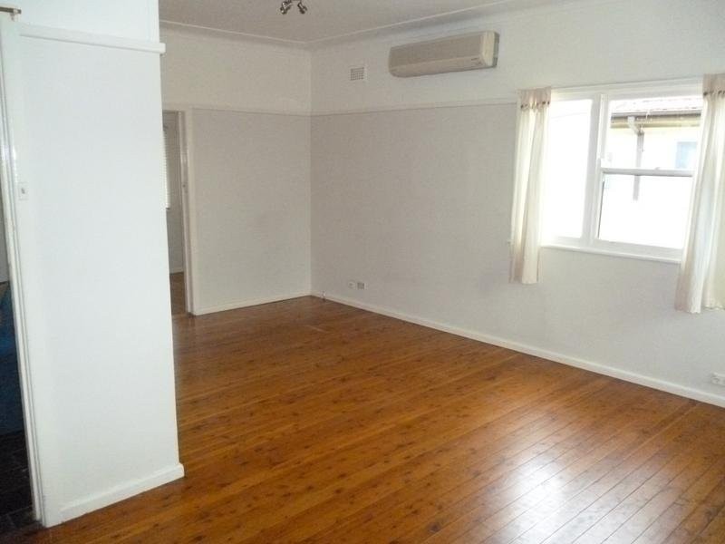 20 Lewis Street, Merrylands NSW 2160