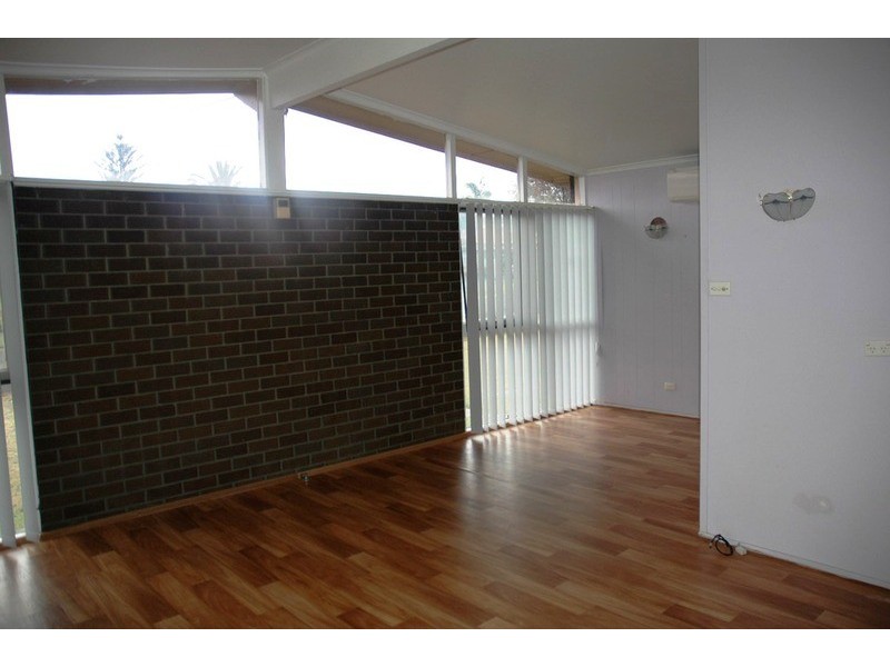 5 Holmes Street, Colyton NSW 2760