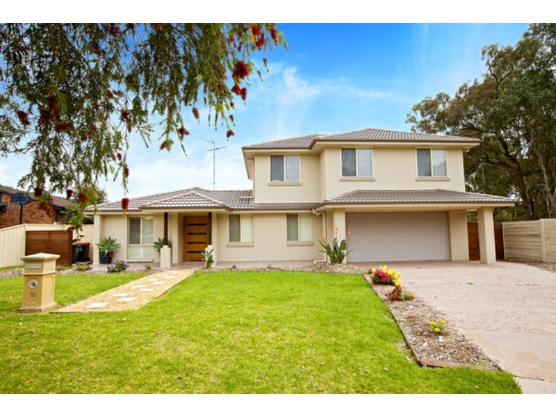 10 McLaren Grove, St Clair NSW 2759