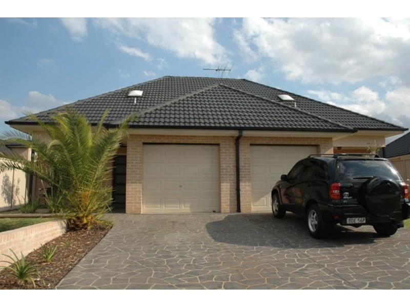 2/32-36 Brisbane  Street, Oxley Park NSW 2760