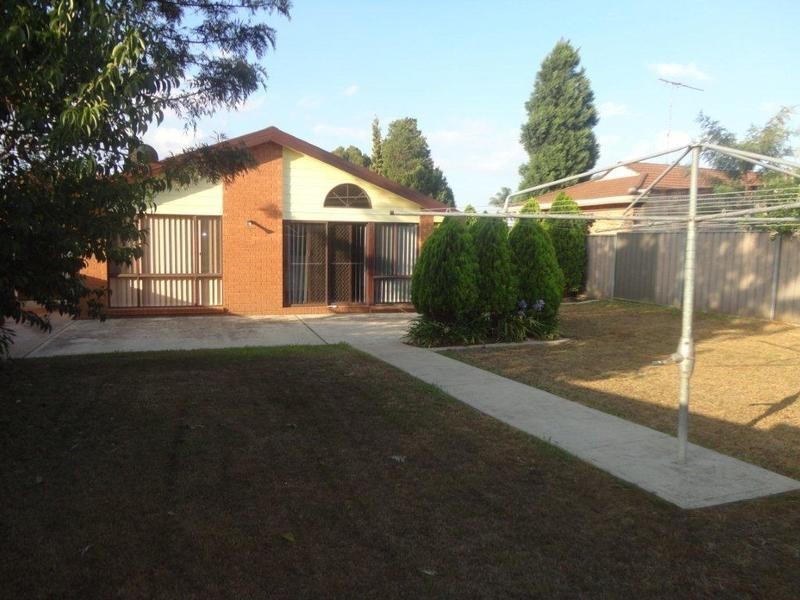 12 Sunflower Drive, Claremont Meadows NSW 2747