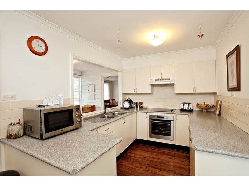 5 Weatherby Avenue, Cambridge Park NSW 2747