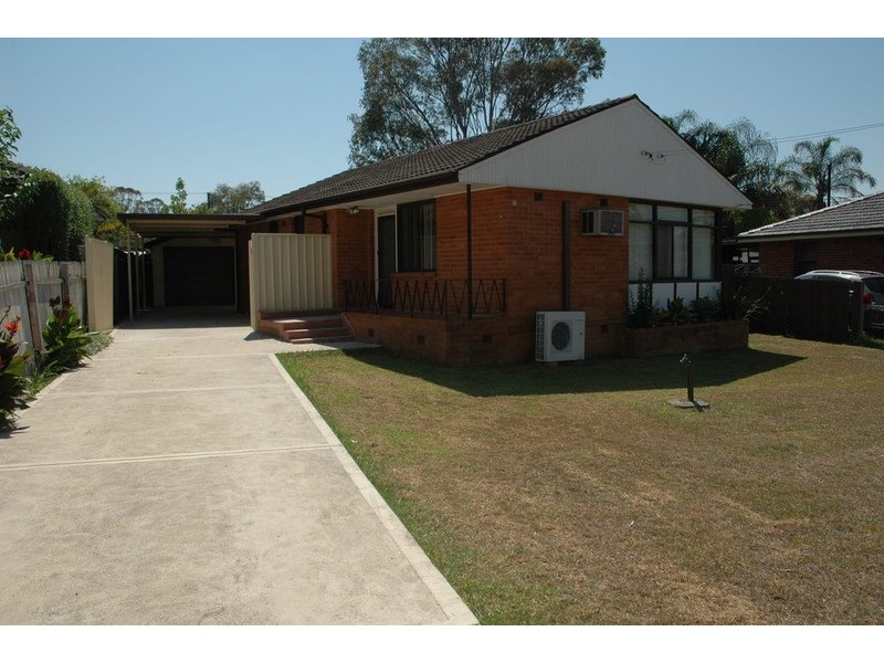 41 Finisterre Avenue, Whalan NSW 2770