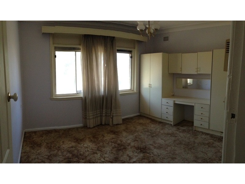 77 Great Western  Highway, Oxley Park NSW 2760