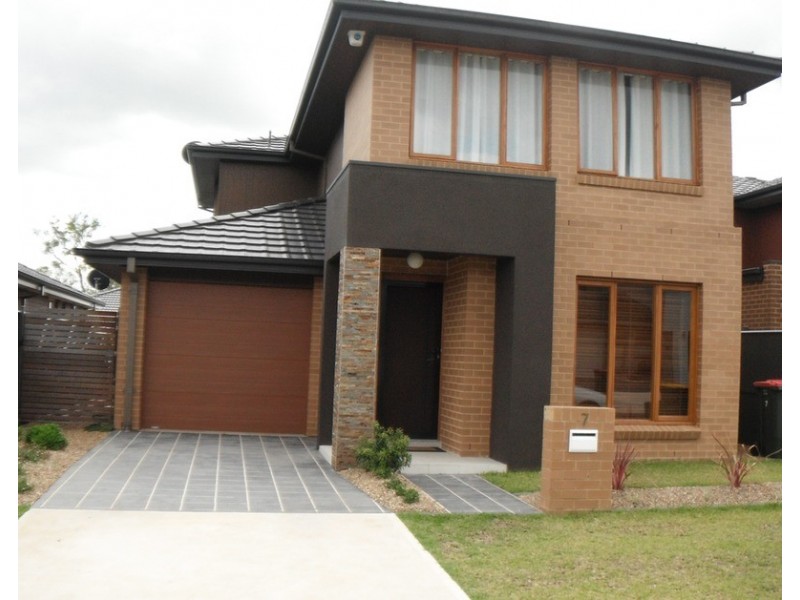 7 Corrigan Street, Ropes Crossing NSW 2760