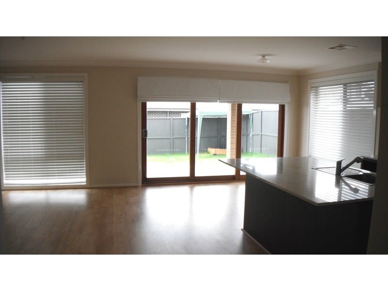 7 Corrigan Street, Ropes Crossing NSW 2760