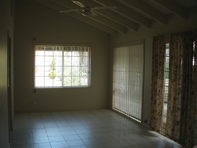 7 Redstone Place, St Clair NSW 2759