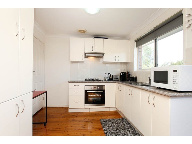 9 Evening Row, St Clair NSW 2759