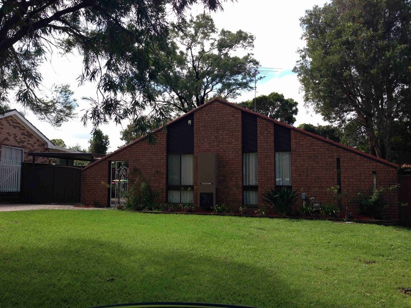 12 Bowerbird Crescent, St Clair NSW 2759