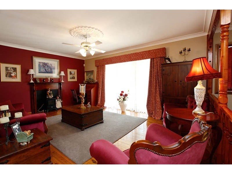 4 Hyland Place, Minchinbury NSW 2770