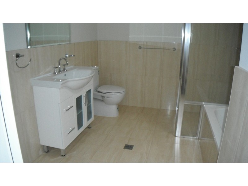 5/6 Canberra Street, Oxley Park NSW 2760