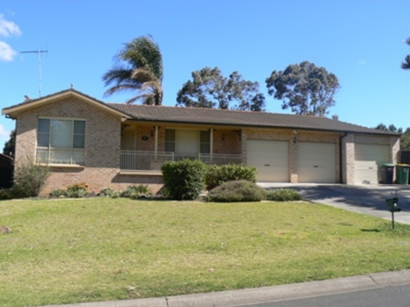 8 Nepean Street, Cranebrook NSW 2749