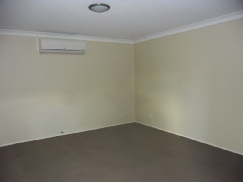 31 Myrtle Avenue, Claremont Meadows NSW 2747