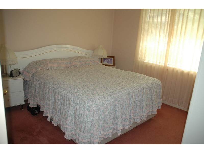 10 Gasmata Crescent, Whalan NSW 2770