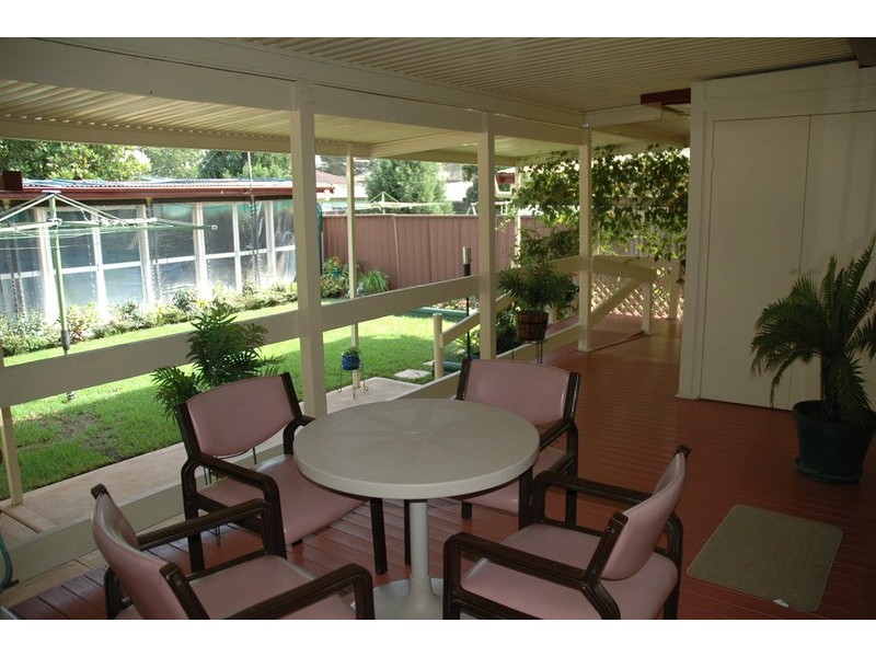 10 Gasmata Crescent, Whalan NSW 2770