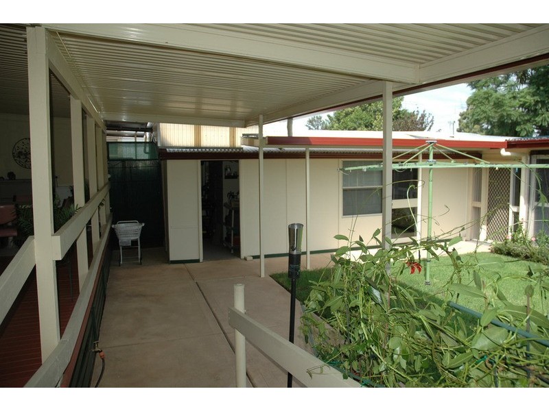 10 Gasmata Crescent, Whalan NSW 2770