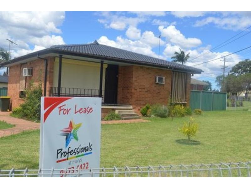 13 Boldrewood Drive, Blackett NSW 2770