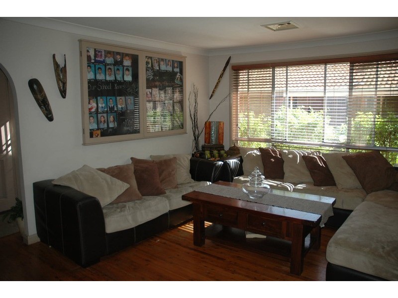 22 Kolodong Drive, Quakers Hill NSW 2763