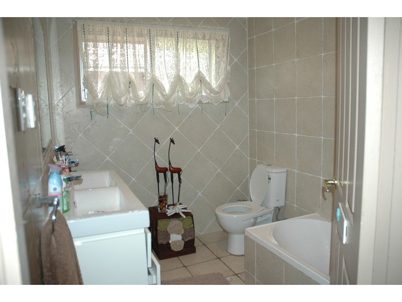 22 Kolodong Drive, Quakers Hill NSW 2763