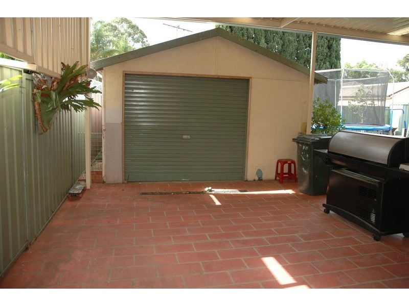 22 Kolodong Drive, Quakers Hill NSW 2763