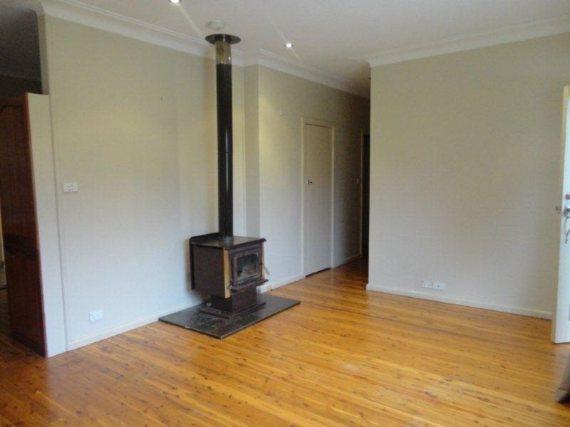 10 Cheltenham  Avenue, Cambridge Park NSW 2747