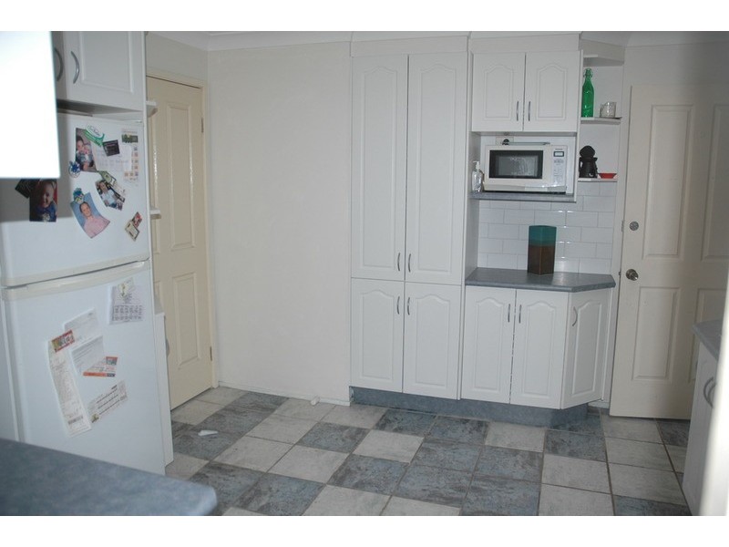 14 Alpine Circuit, St Clair NSW 2759