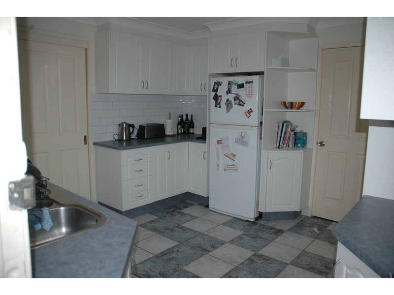 14 Alpine Circuit, St Clair NSW 2759