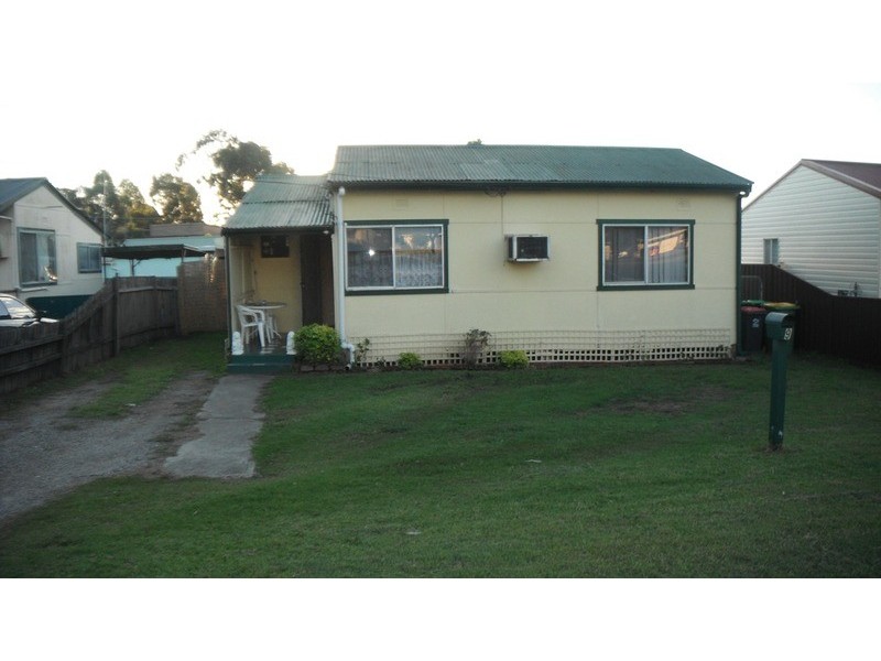 9 Araluen Avenue, St Marys NSW 2760