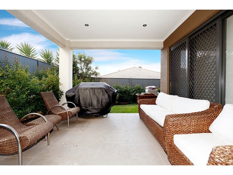 10 Ferdinand Crescent, Ropes Crossing NSW 2760