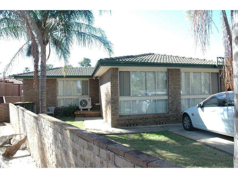 5 Tempi Place, Dharruk NSW 2770