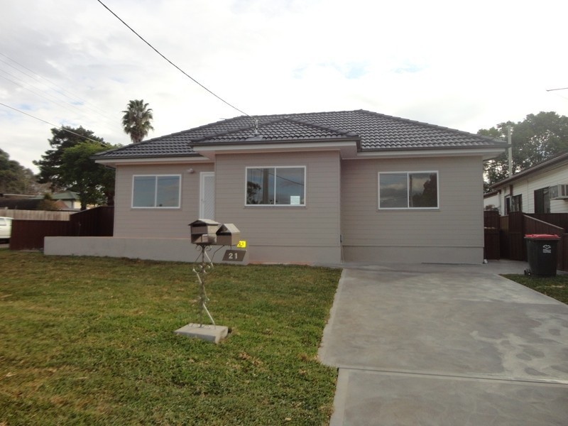 21 Marsden Road, St Marys NSW 2760