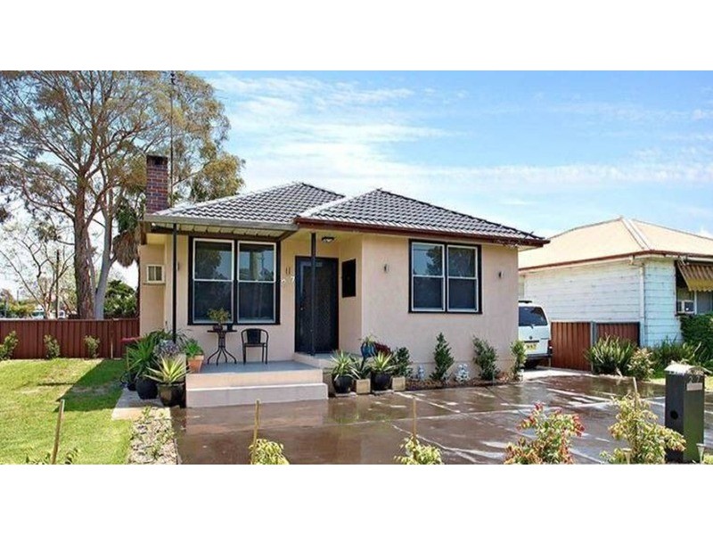 27 Bourke Street, Richmond NSW 2753