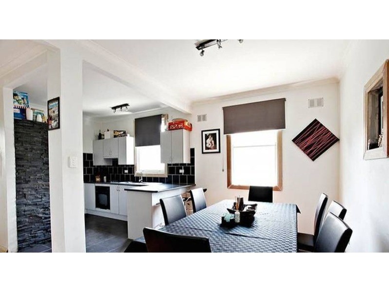 27 Bourke Street, Richmond NSW 2753