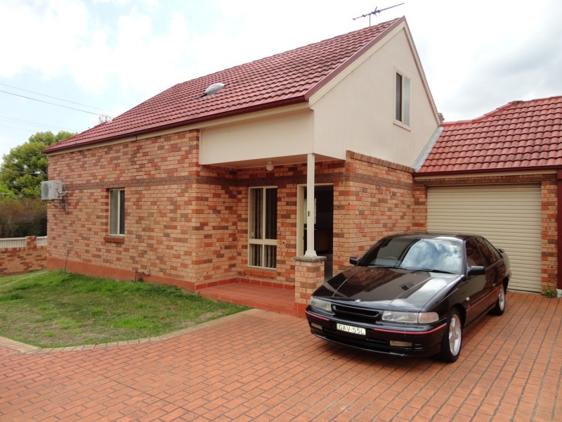 1/166 Glossop Street, St Marys NSW 2760