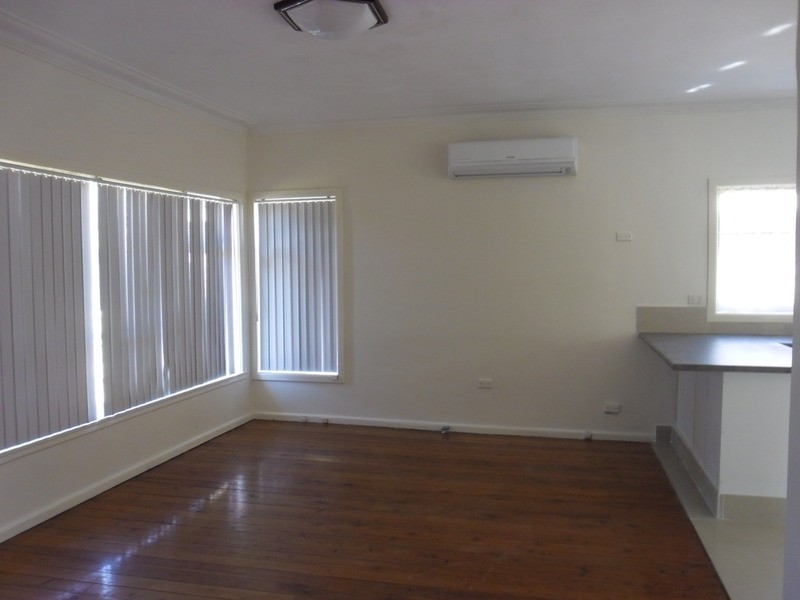 9 Wattle Avenue, North St Marys NSW 2760