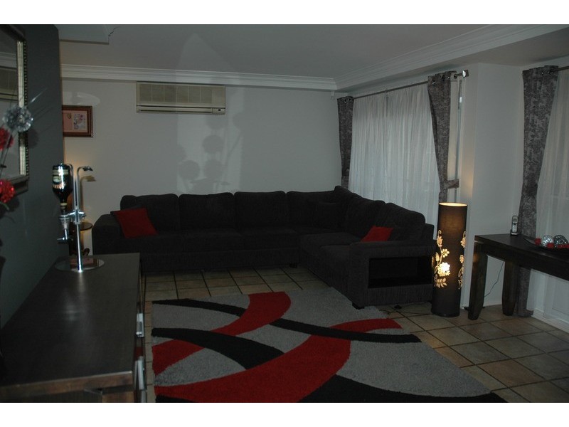 33 Bouchet Crescent, Minchinbury NSW 2770