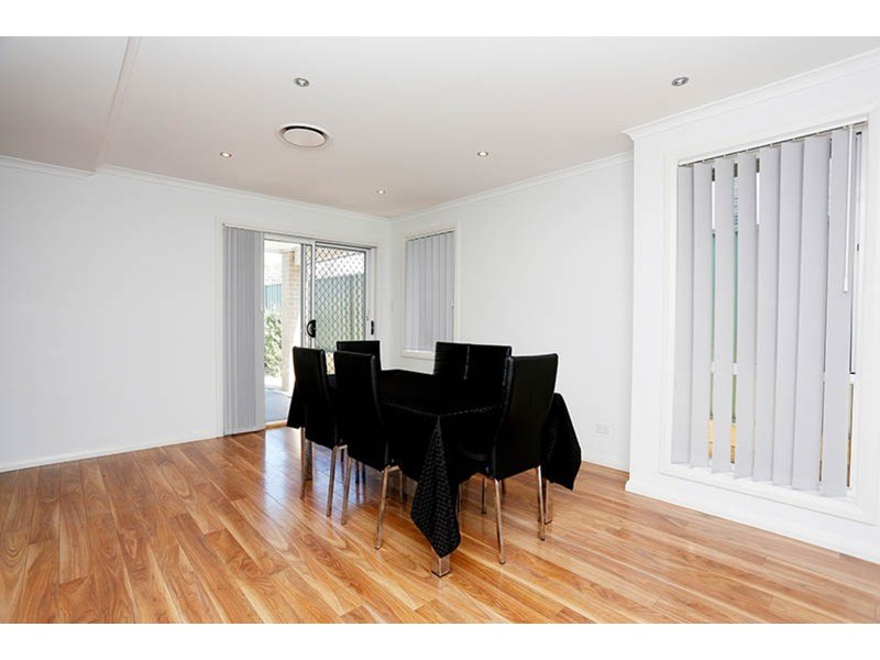 2/71 Hobart Street, St Marys NSW 2760