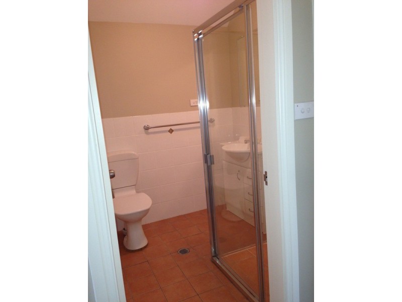 2/140-142 Canberra Street, St Marys NSW 2760